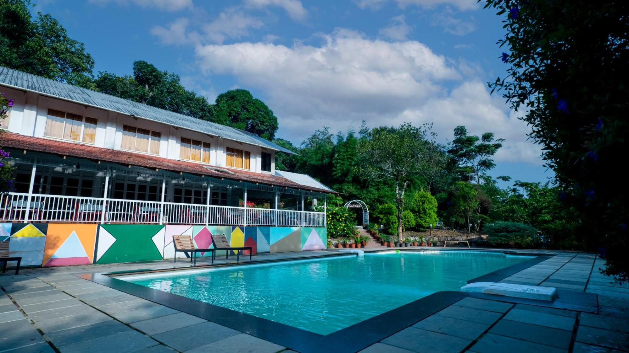 Vythiri Holiday Resort, Wayanad Exterior foto